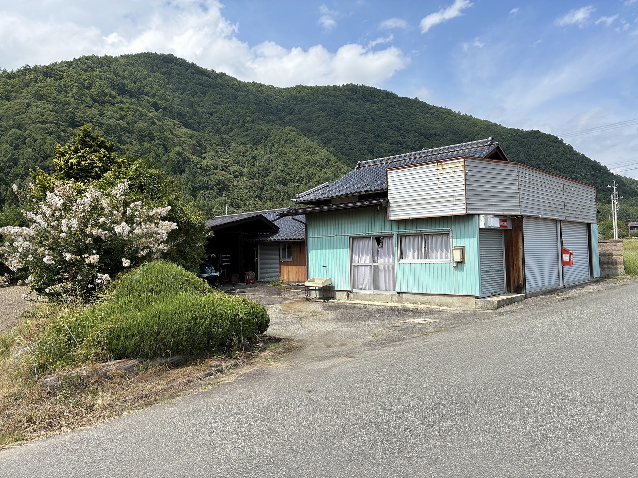 大町市常盤902-2　土地　129坪